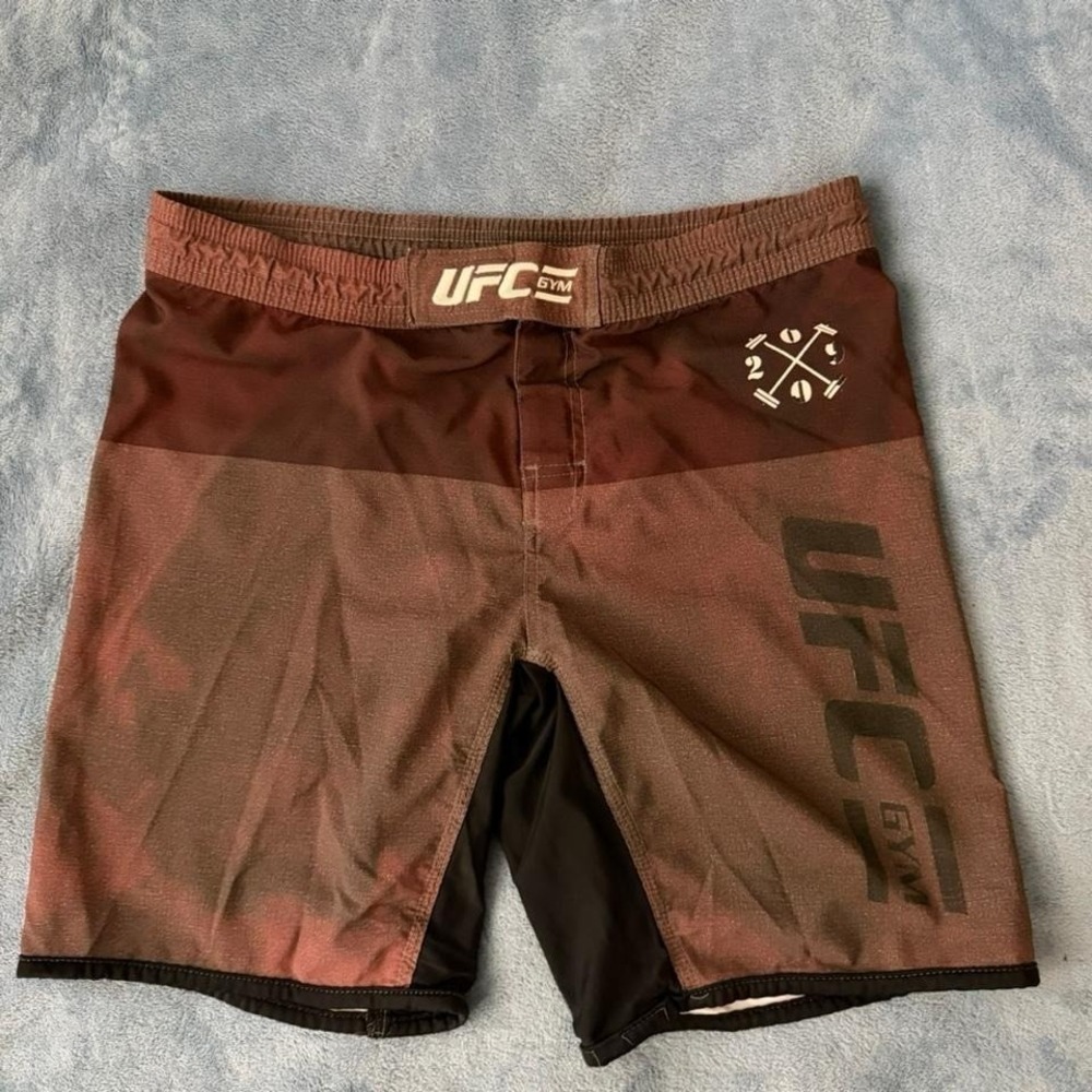 UFC Gym‎ brown gym SHORTS men size 34